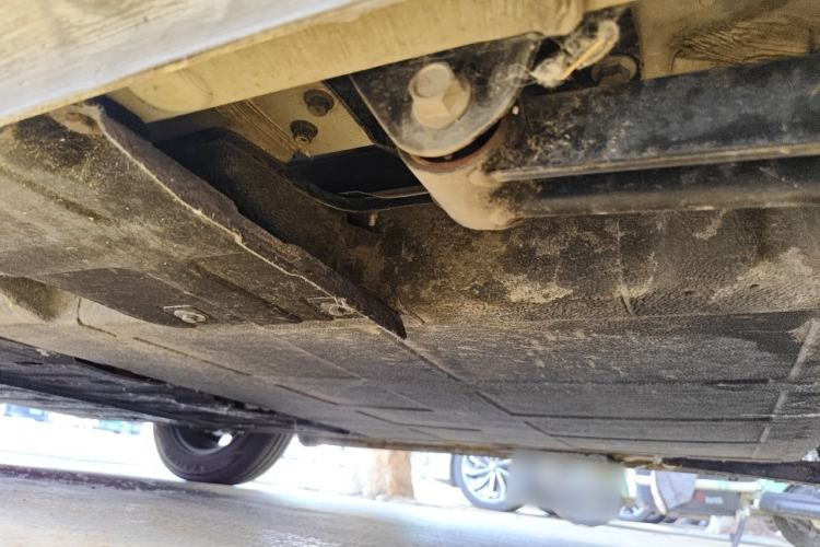 Used CHANGAN NEVO Lumin 2022 155 km – Refreshingly Sweet Edition Chassis Rear Left