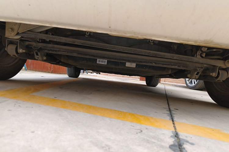 Used CHANGAN NEVO Lumin 2022 155 km – Refreshingly Sweet Edition Chassis Rear