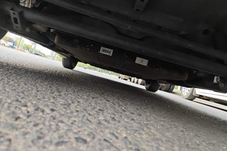 Used CHANGAN NEVO Lumin 2022 155 km – Refreshingly Sweet Edition Chassis Rear