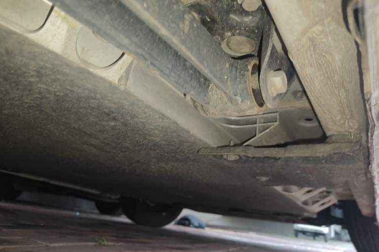 Used CHANGAN NEVO Lumin 2022 301km Honey-Sweet Version Chassis Rear Right