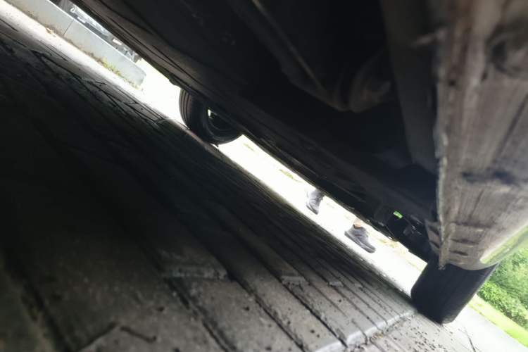 Used CHANGAN NEVO Lumin 2022 155 km – Refreshingly Sweet Edition Chassis Rear Right