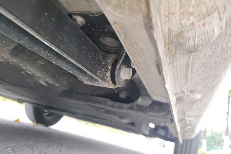 Used CHANGAN NEVO Lumin 2022 155 km – Refreshingly Sweet Edition Chassis Rear Right