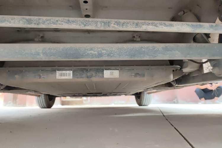 Used CHANGAN NEVO Lumin 2022 155 km – Refreshingly Sweet Edition Chassis Rear