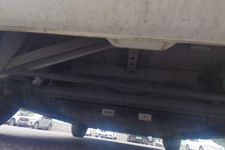 Used CHANGAN NEVO Lumin 2022 210km Sweet Edition Chassis Rear