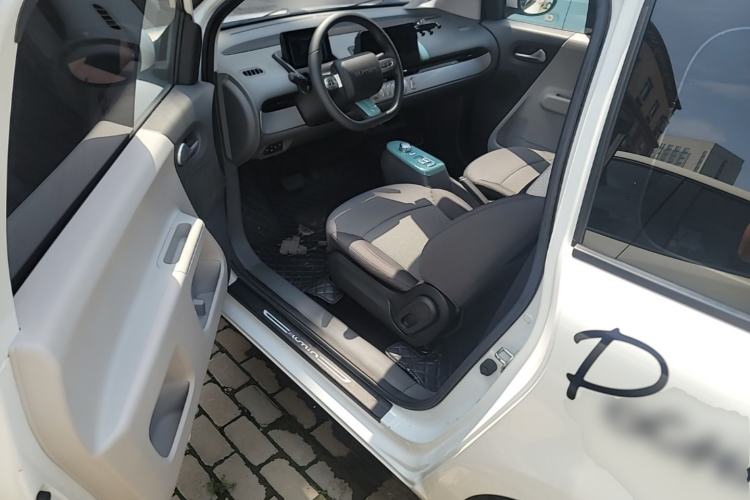 Used CHANGAN NEVO Lumin 2022 155 km – Refreshingly Sweet Edition Driver Seat