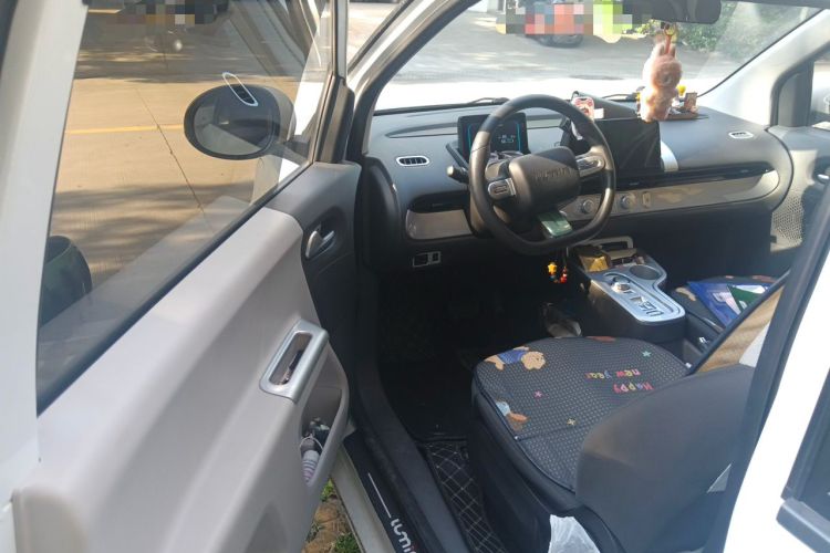 Used CHANGAN NEVO Lumin 2022 155 km – Refreshingly Sweet Edition Driver Seat