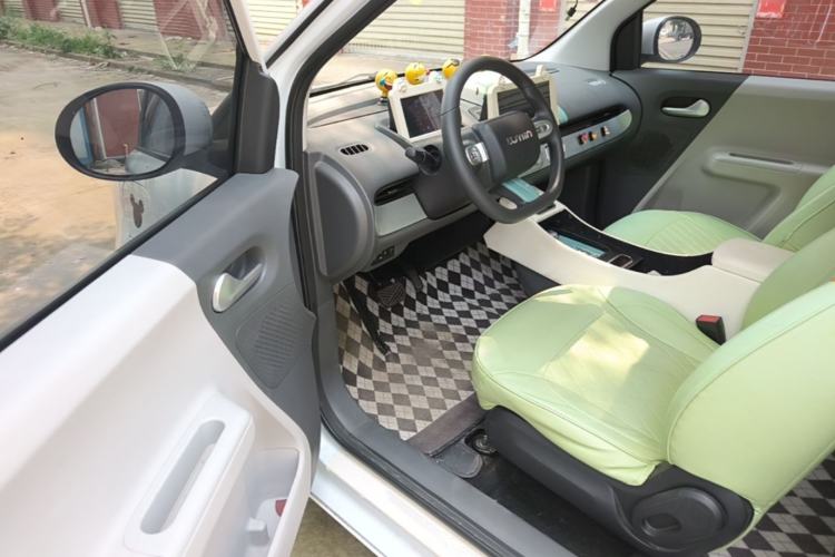 Used CHANGAN NEVO Lumin 2022 155 km – Refreshingly Sweet Edition Driver Seat