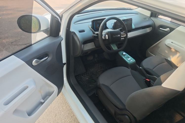 Used CHANGAN NEVO Lumin 2022 155 km – Refreshingly Sweet Edition Driver Seat