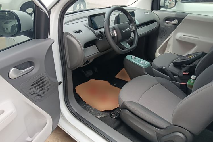 Used CHANGAN NEVO Lumin 2022 155 km – Refreshingly Sweet Edition Driver Seat