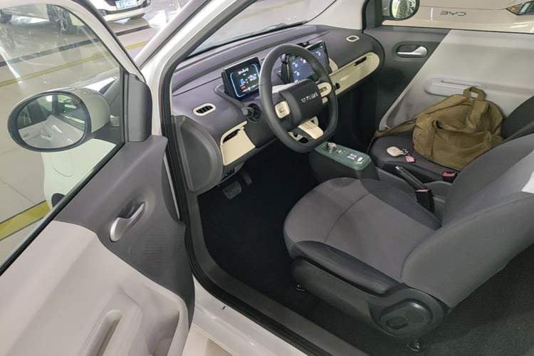 Used CHANGAN NEVO Lumin 2022 210km Sweet Edition Driver Seat
