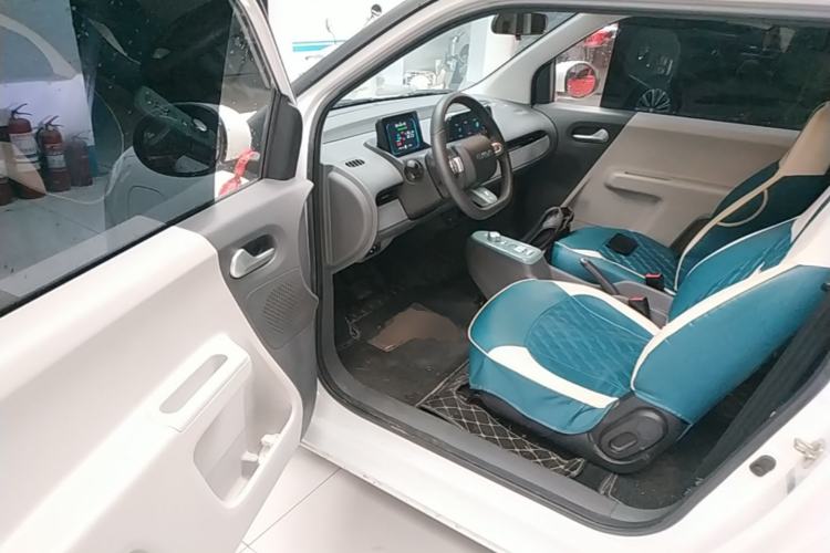 Used CHANGAN NEVO Lumin 2022 155 km – Refreshingly Sweet Edition Driver Seat
