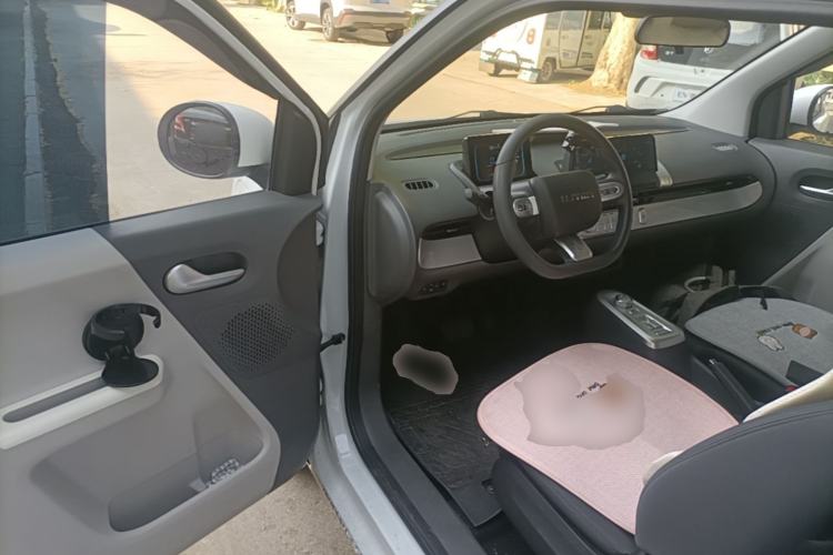 Used CHANGAN NEVO Lumin 2022 155 km – Refreshingly Sweet Edition Driver Seat