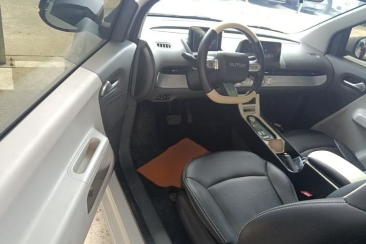 Used CHANGAN NEVO Lumin 2022 155 km – Refreshingly Sweet Edition Driver Seat