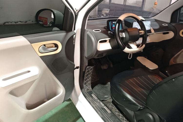 Used CHANGAN NEVO Lumin 2022 155 km – Refreshingly Sweet Edition Driver Seat