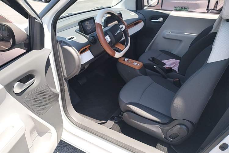 Used CHANGAN NEVO Lumin 2022 210km Sweet Edition Driver Seat