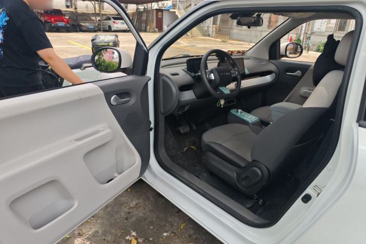 Used CHANGAN NEVO Lumin 2022 155 km – Refreshingly Sweet Edition Driver Seat