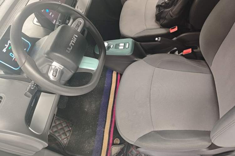 Used CHANGAN NEVO Lumin 2022 155 km – Refreshingly Sweet Edition Driver Seat