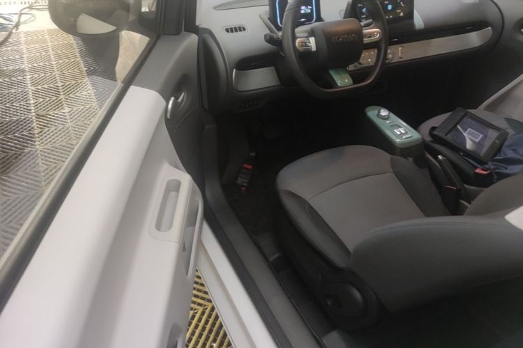Used CHANGAN NEVO Lumin 2022 155 km – Refreshingly Sweet Edition Driver Seat