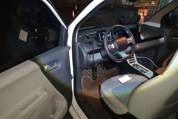 Used CHANGAN NEVO Lumin 2022 301km Honey-Sweet Version Driver Seat