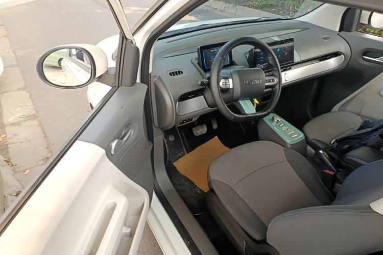 Used CHANGAN NEVO Lumin 2022 155 km – Refreshingly Sweet Edition Driver Seat