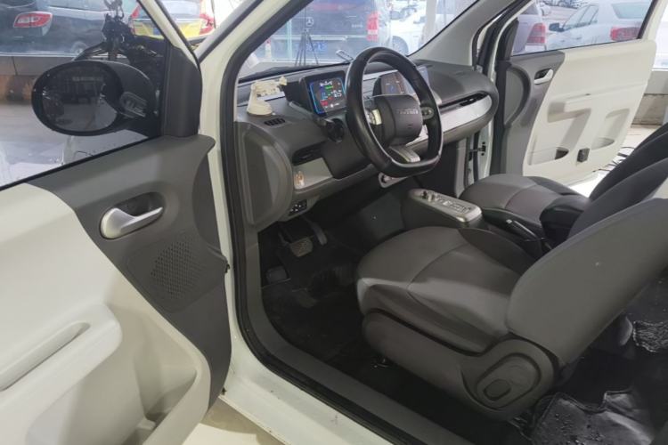 Used CHANGAN NEVO Lumin 2022 155 km – Refreshingly Sweet Edition Driver Seat