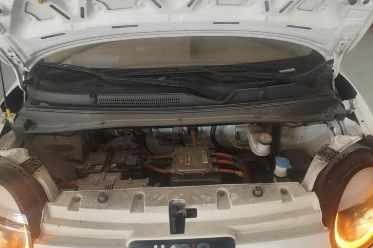 Used CHANGAN NEVO Lumin 2022 301km Honey-Sweet Version Engine Bay