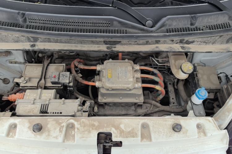 Used CHANGAN NEVO Lumin 2022 301km Honey-Sweet Version Engine Bay