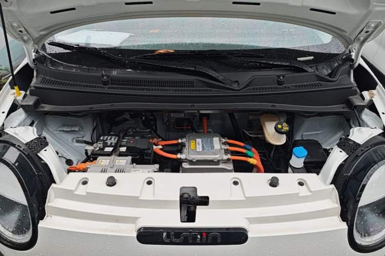 Used CHANGAN NEVO Lumin 2022 210km Sweet Edition Engine Bay