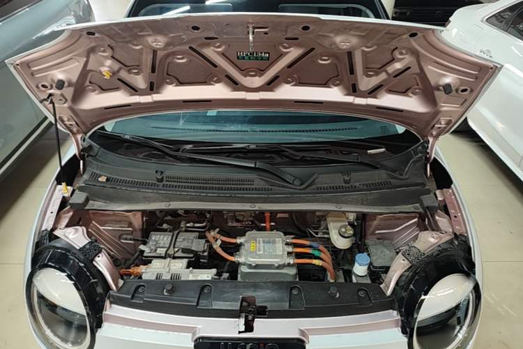 Used CHANGAN NEVO Lumin 2022 210km Sweet Edition Engine Bay