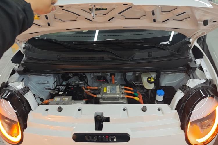 Used CHANGAN NEVO Lumin 2022 210km Sweet Edition Engine Bay