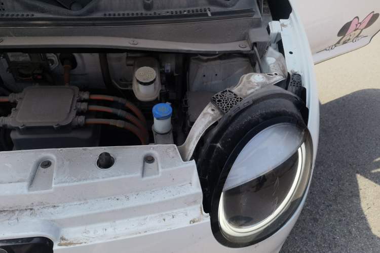 Used CHANGAN NEVO Lumin 2022 210km Sweet Edition Engine Bay Left