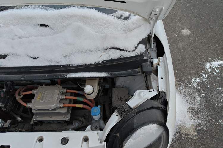 Used CHANGAN NEVO Lumin 2022 210km Sweet Edition Engine Bay Left