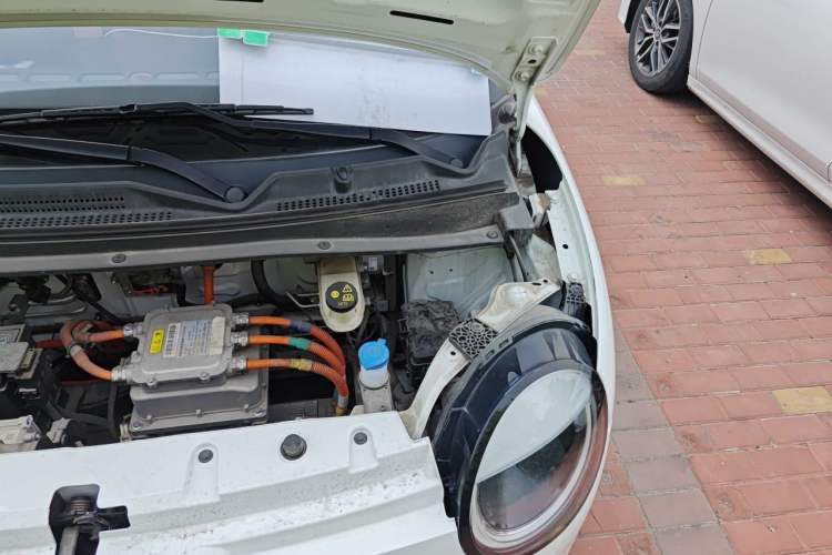 Used CHANGAN NEVO Lumin 2022 210km Sweet Edition Engine Bay Left