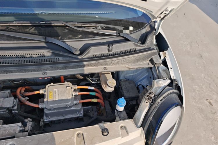 Used CHANGAN NEVO Lumin 2022 210km Sweet Edition Engine Bay Left