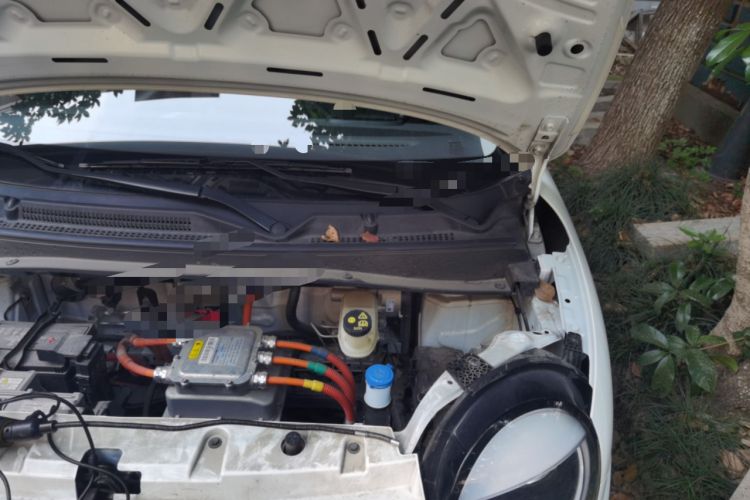 Used CHANGAN NEVO Lumin 2022 155 km – Refreshingly Sweet Edition Engine Bay Left