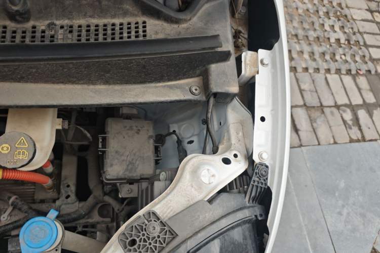 Used CHANGAN NEVO Lumin 2022 210km Sweet Edition Engine Bay Left