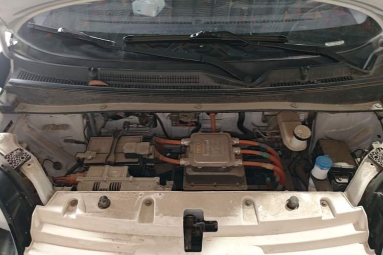 Used CHANGAN NEVO Lumin 2022 155 km – Refreshingly Sweet Edition Engine Bay