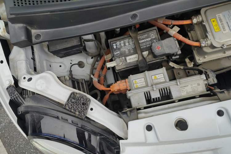 Used CHANGAN NEVO Lumin 2022 210km Sweet Edition Engine Bay Right
