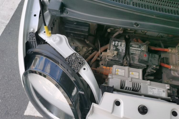 Used CHANGAN NEVO Lumin 2022 155 km – Refreshingly Sweet Edition Engine Bay Right
