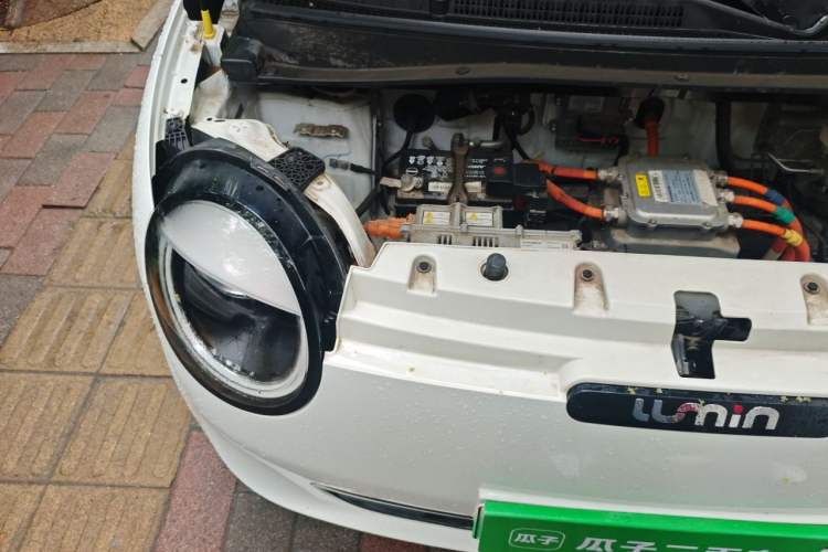 Used CHANGAN NEVO Lumin 2022 210km Sweet Edition Engine Bay Right
