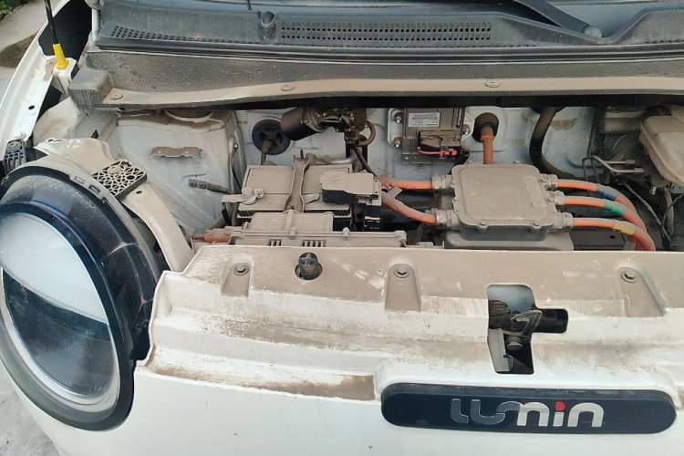 Used CHANGAN NEVO Lumin 2022 210km Sweet Edition Engine Bay Right