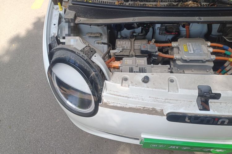 Used CHANGAN NEVO Lumin 2022 155 km – Refreshingly Sweet Edition Engine Bay Right