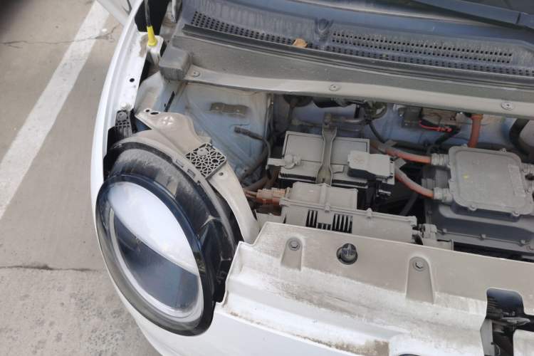 Used CHANGAN NEVO Lumin 2022 210km Sweet Edition Engine Bay Right