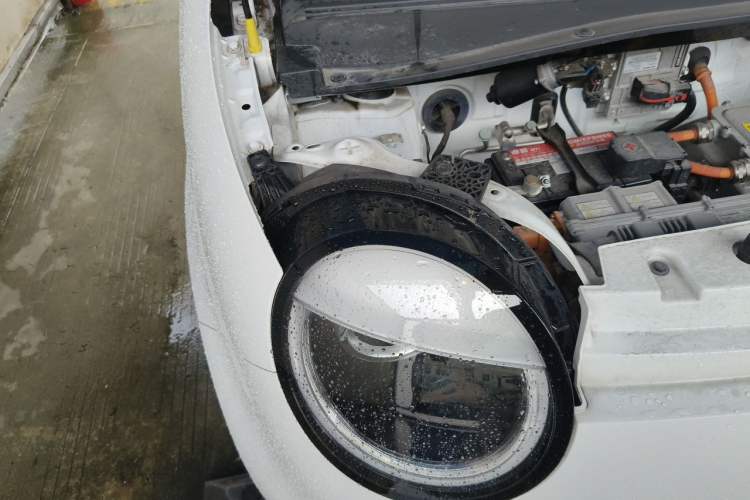 Used CHANGAN NEVO Lumin 2022 210km Sweet Edition Engine Bay Right