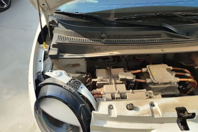 Used CHANGAN NEVO Lumin 2022 155 km – Refreshingly Sweet Edition Engine Bay Right