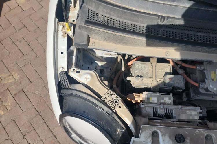 Used CHANGAN NEVO Lumin 2022 210km Sweet Edition Engine Bay Right