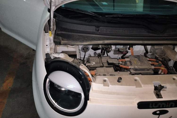 Used CHANGAN NEVO Lumin 2022 155 km – Refreshingly Sweet Edition Engine Bay Right