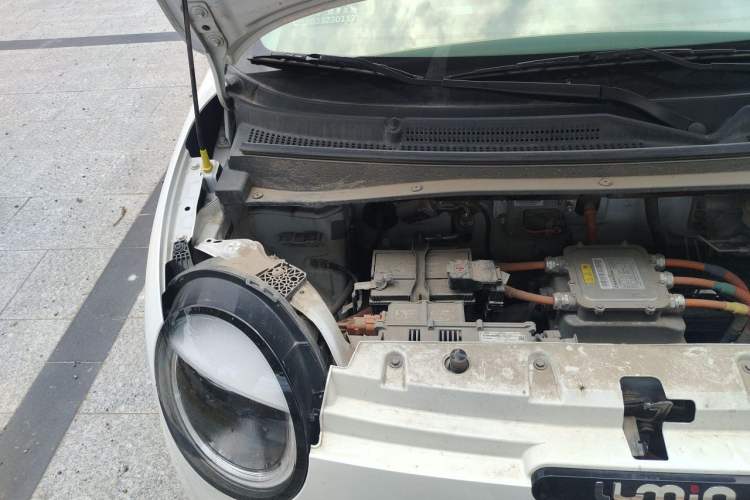 Used CHANGAN NEVO Lumin 2022 210km Sweet Edition Engine Bay Right