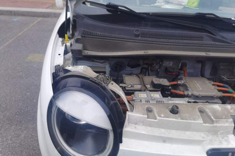 Used CHANGAN NEVO Lumin 2022 210km Sweet Edition Engine Bay Right