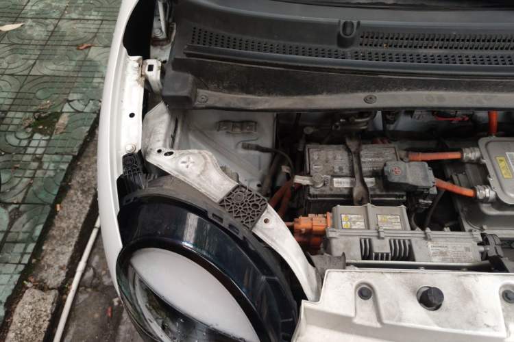 Used CHANGAN NEVO Lumin 2022 210km Sweet Edition Engine Bay Right